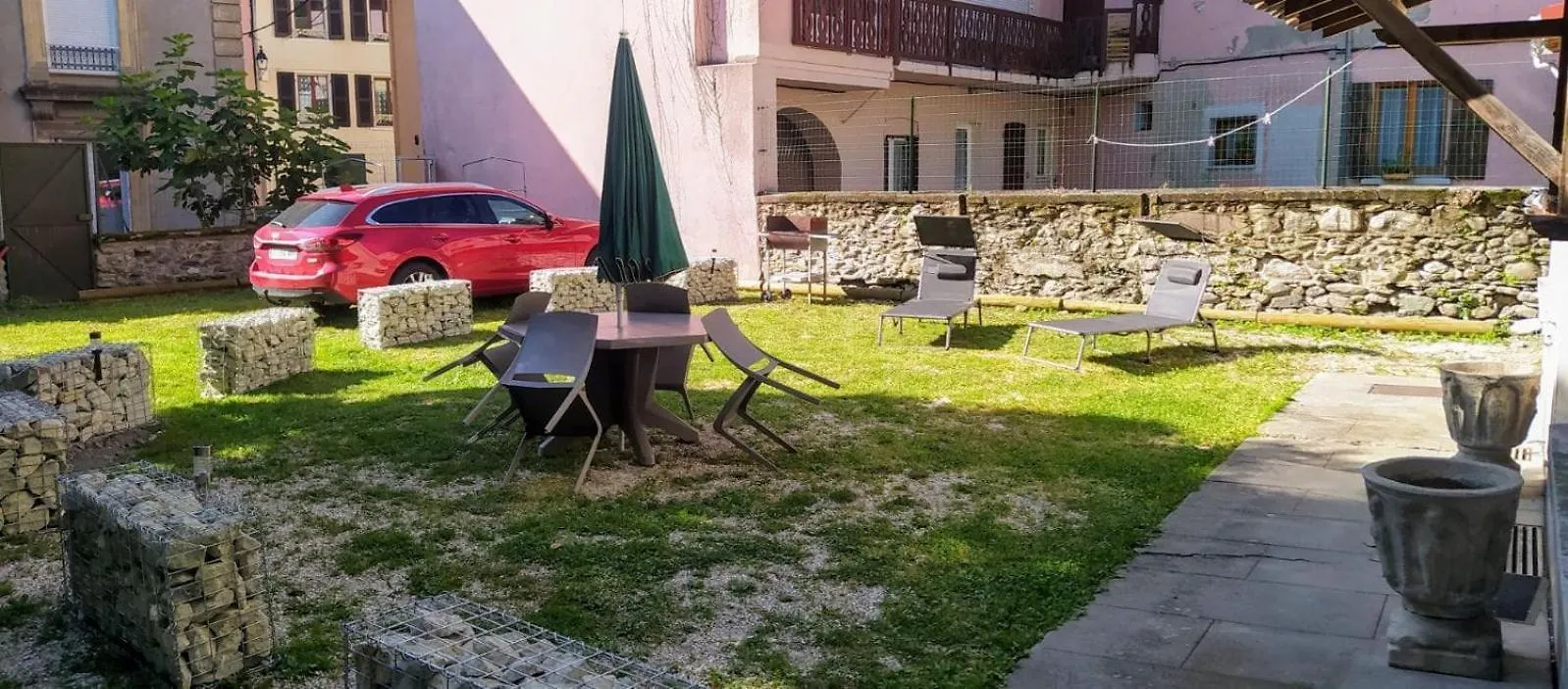 Familial Avec Jardin Prive Apartment Allevard